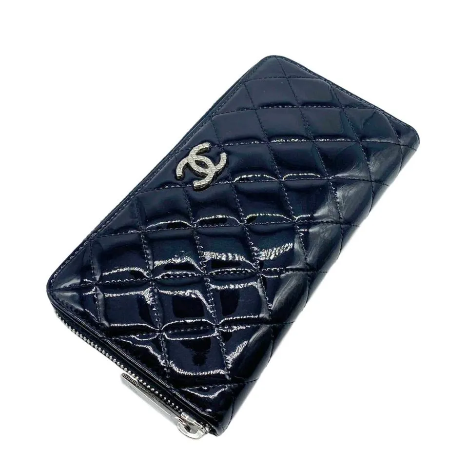 Chanel Black Brilliant Zip Around Quilted Long Patent Leather Wallet