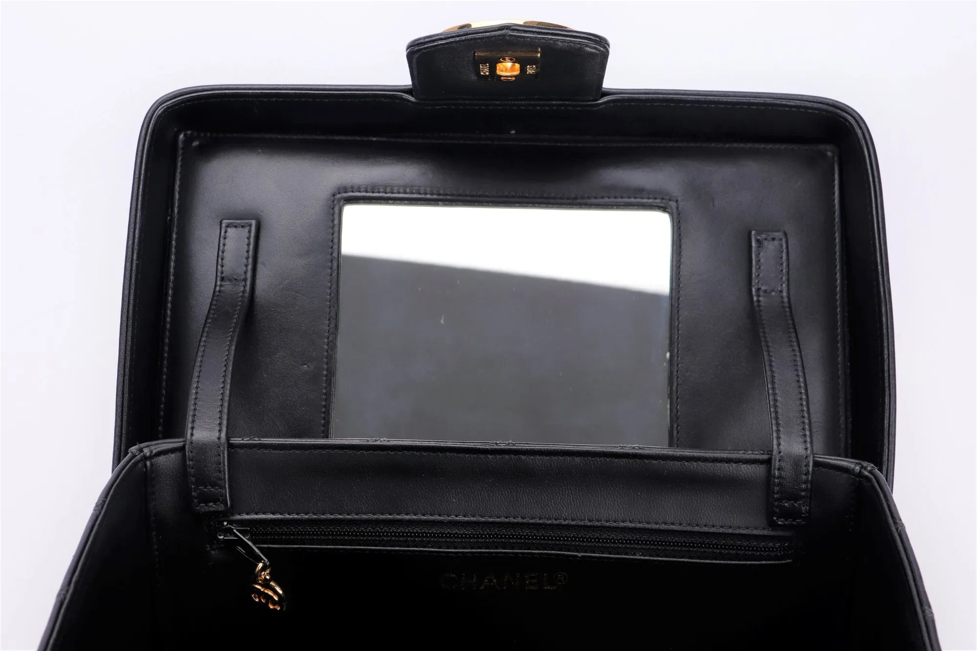 Chanel Vintage Vanity Case (259xxxx) Black Quilted Lambskin, Gold Hardware, with Strap & Card, no Dust Cover