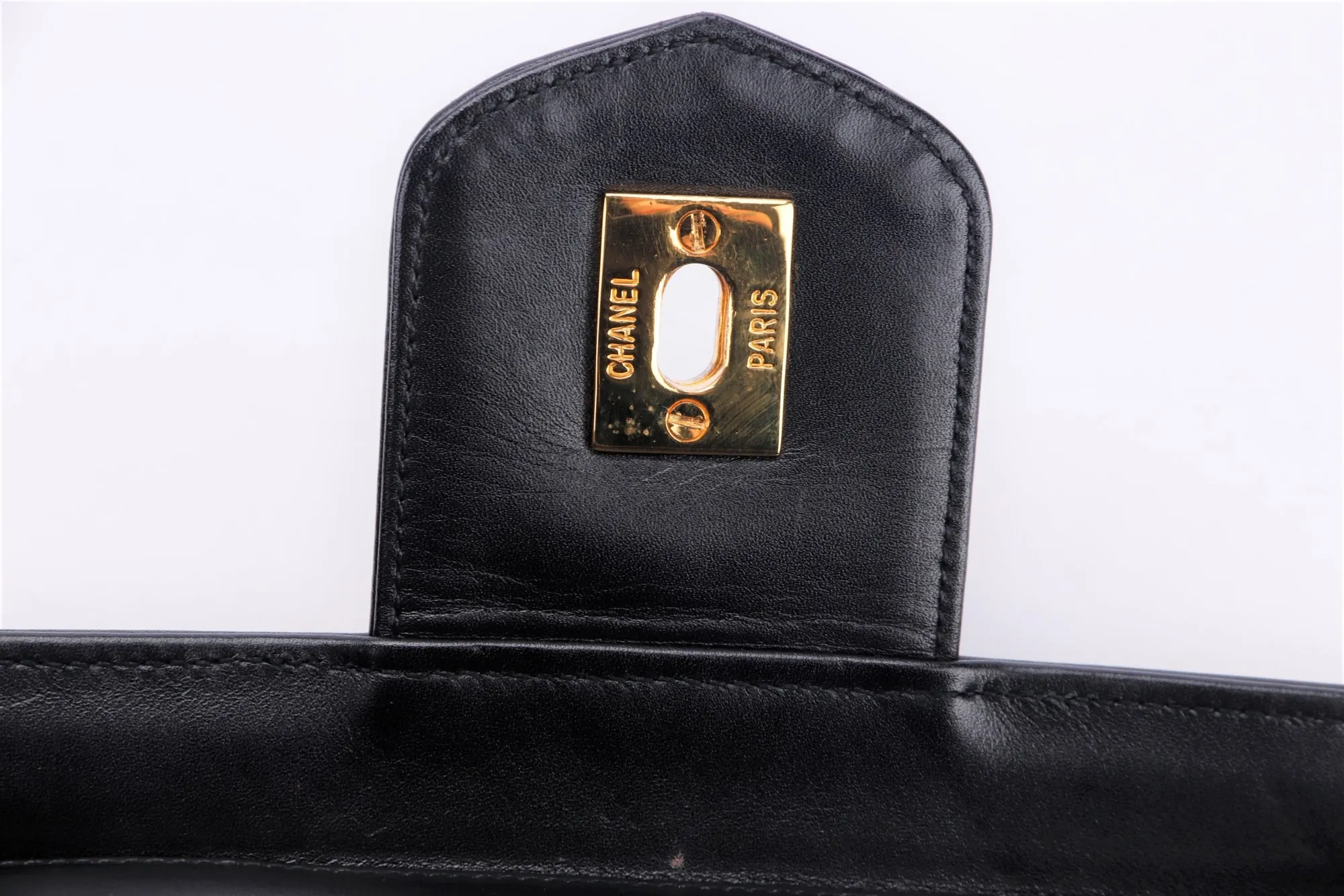 Chanel Vintage Vanity Case (259xxxx) Black Quilted Lambskin, Gold Hardware, with Strap & Card, no Dust Cover