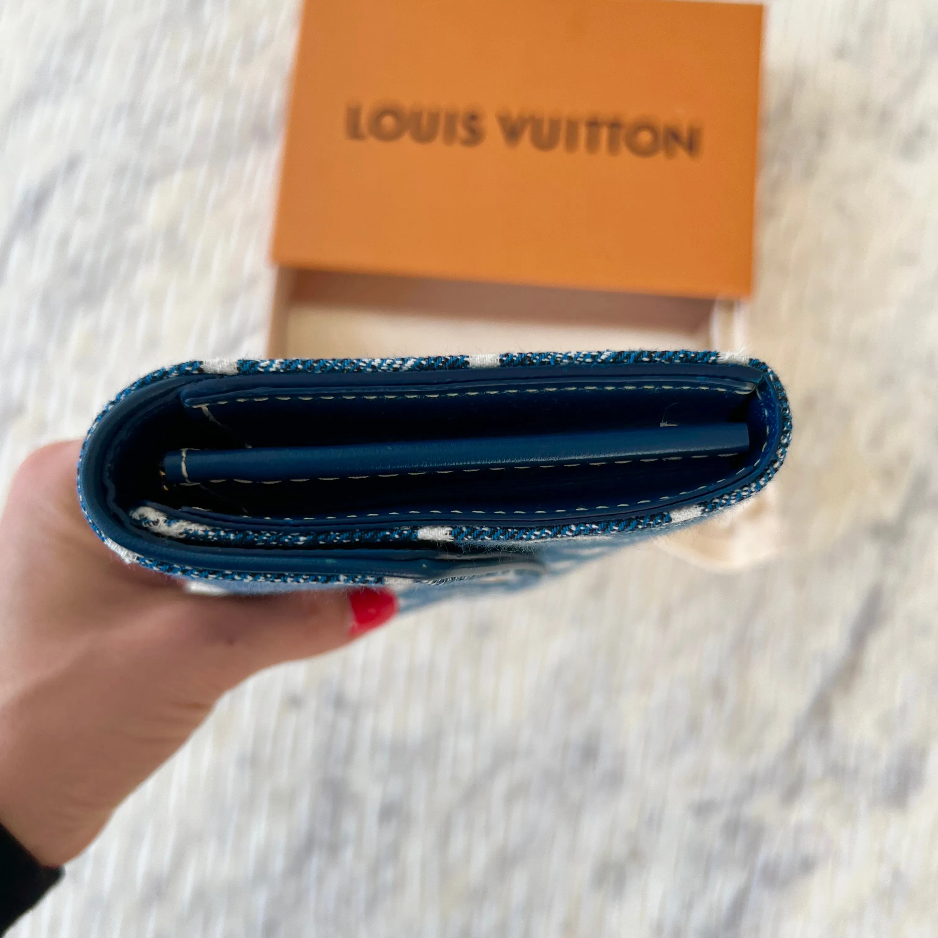 Louis Vuitton Sarah Wallet