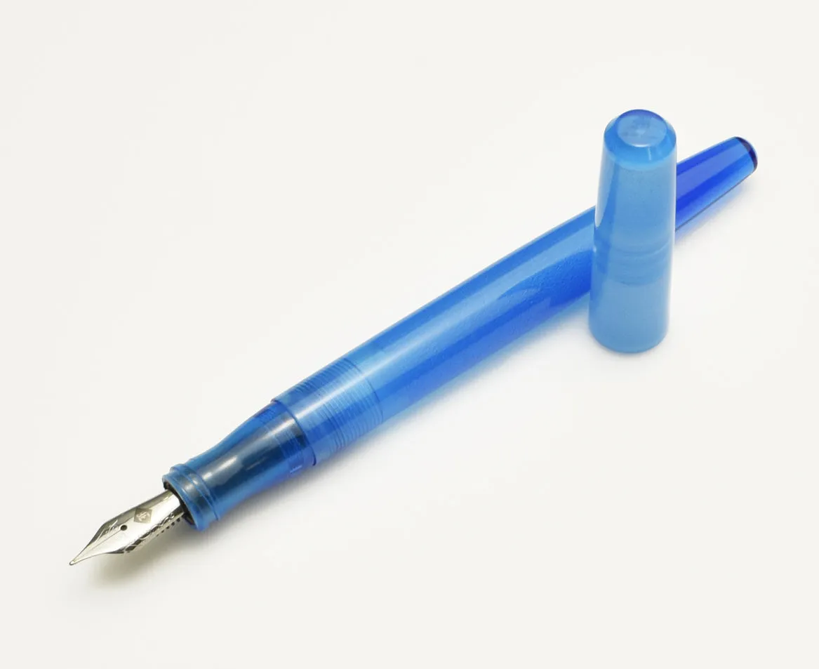 Model 65 Stabilis Fountain Pen - Maya Blue