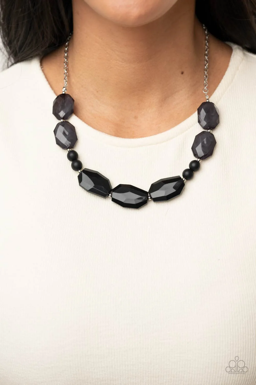 Paparazzi Melrose Melody - Black Necklace