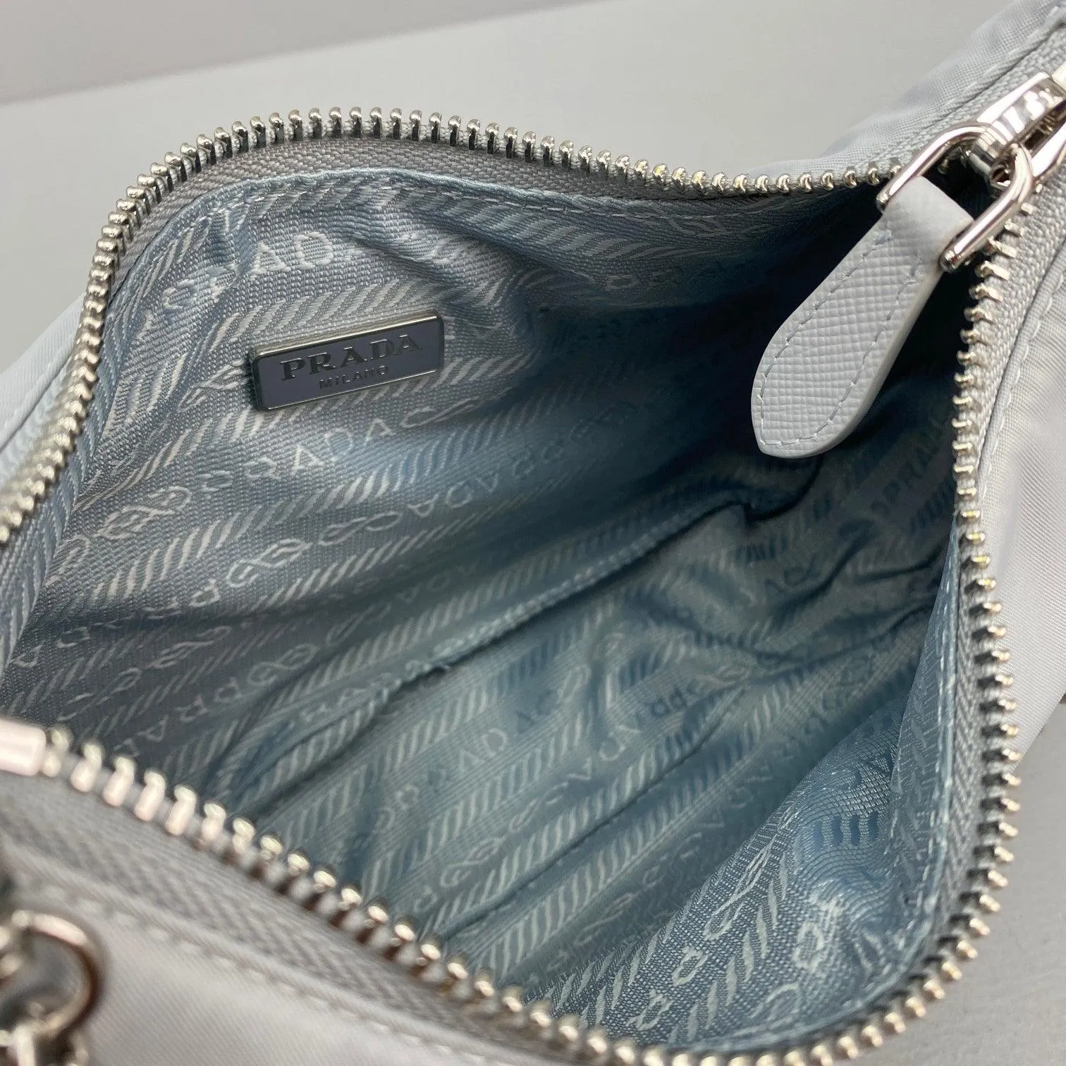 PRADA RE-EDITION 2005 RE-NYLON CORNFLOWER BLUE