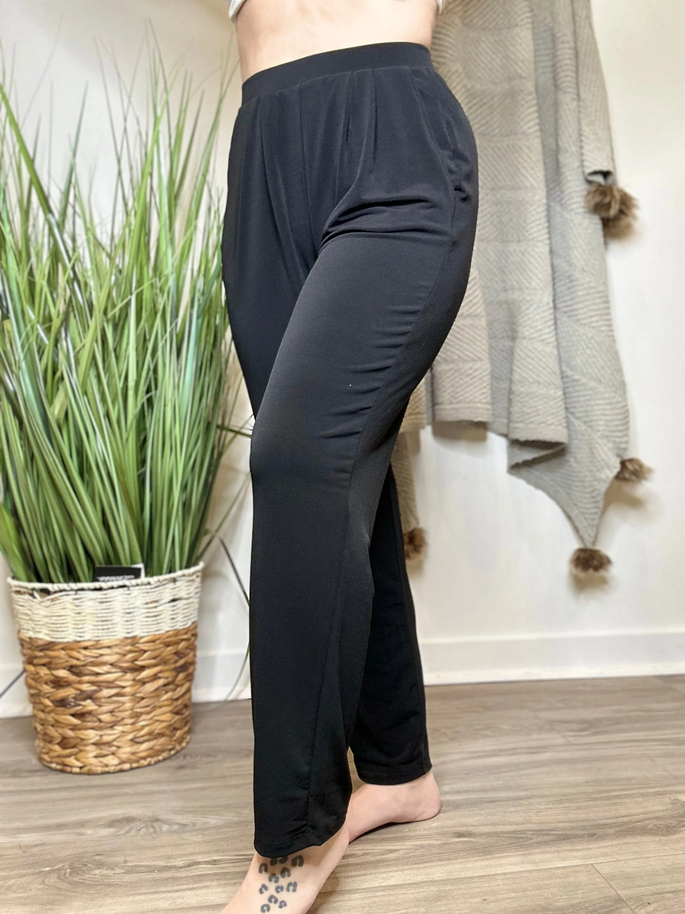 *Restock*Black Pleated Pants